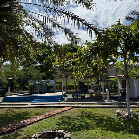Hostal Eco-Aventura Montañita Buitenkant foto