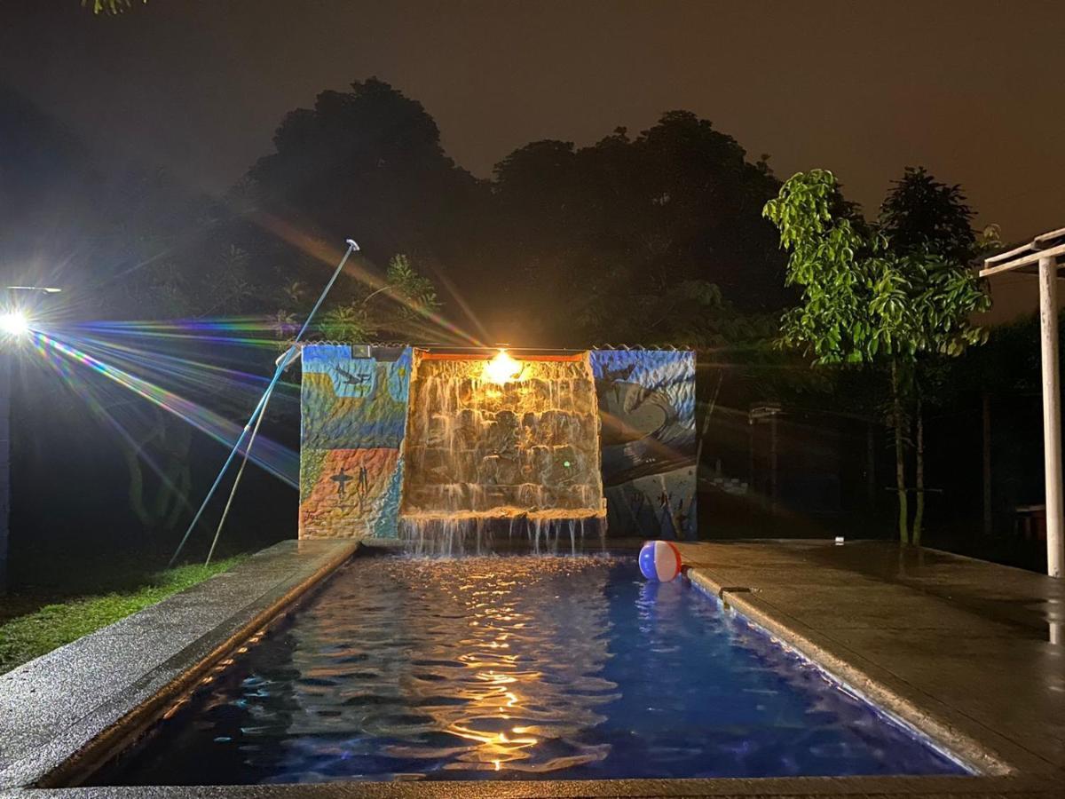 Hostal Eco-Aventura Montañita Buitenkant foto