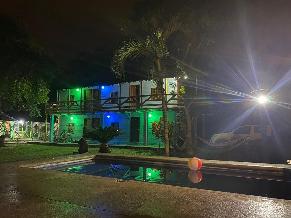 Hostal Eco-Aventura Montañita Buitenkant foto