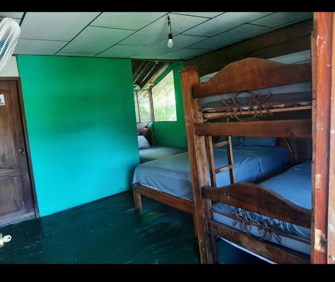 Hostal Eco-Aventura Montañita Buitenkant foto